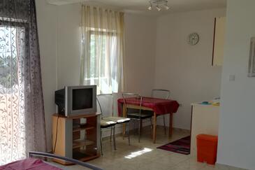 Apartmani s parkingom Barbat, Rab - 11472