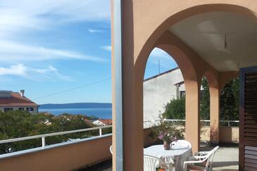 Apartments with parking space Novi Vinodolski - 11479