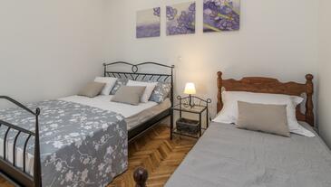 Casa vacanze accanto al mare Vinisce, Traù - Trogir - 11482