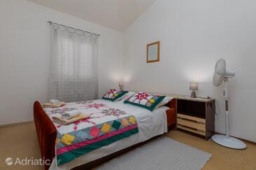 Appartamenti con parcheggio Punta Lunga - Dugi Rat, Almissa - Omiš - 11483