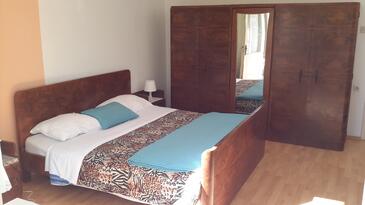 Apartmanok parkolóhellyel Umag - 11488