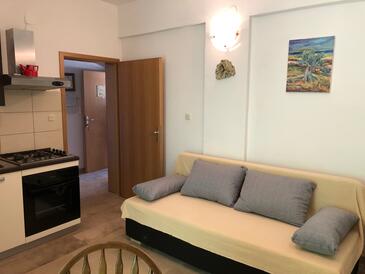 Apartmanok a tenger mellett Supetar, Brac - 11497