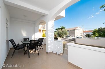 Apartmanok parkolóhellyel Povljana, Pag - 11516