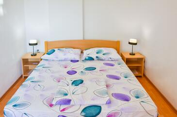 Apartmani s parkingom Senj - 11520