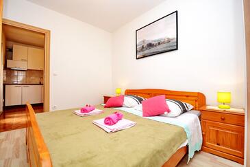 Apartments by the sea Kaštel Štafilić, Kaštela - 11539