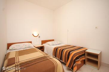 Apartamentos junto al mar Rukavac, Vis - 1154