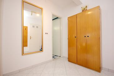 Apartments with terrace Vis, Central Dalmatia