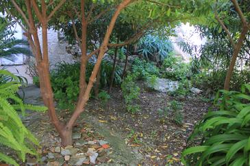 Apartments with terrace Vis, Central Dalmatia