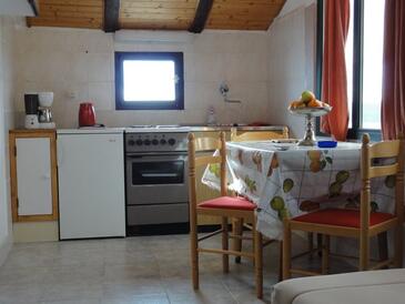 Apartamentos con parking Brela, Makarska - 11552