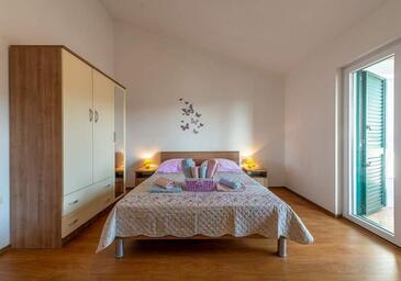 Appartements avec parking Grebastica, Sibenik - 11572