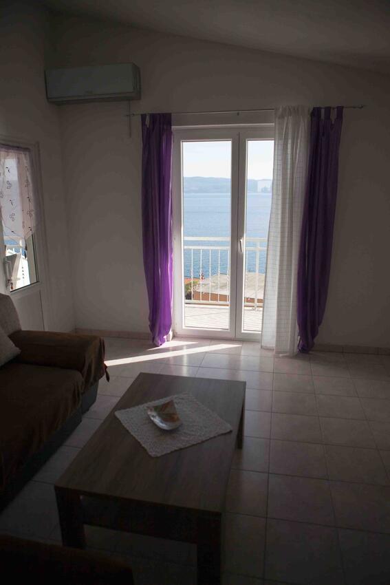 A-11574-b - Private accommodation - Apartments by the sea Suhi Potok, Omiš