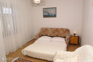 Apartments by the sea Marina (Trogir) - 1159
