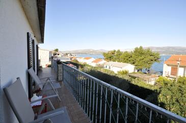 Apartments by the sea Arbanija, Čiovo - 11592