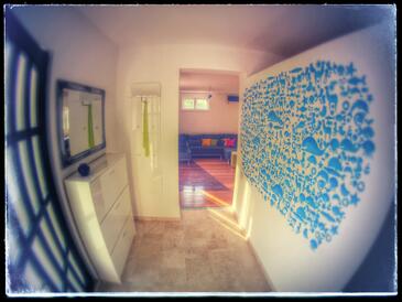 Apartment with terrace Šibenik, North Dalmatia