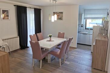 Family-friendly apartments with swimming pool Čepić, Central Istria - Središnja Istra - 11636