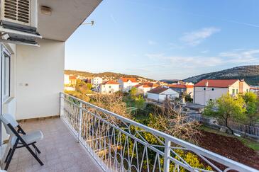 Apartmanok parkolóhellyel Vinisce, Trogir - 1165