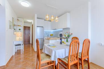 Apartments with WiFi Split - 11660