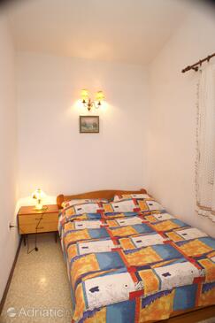Apartmanok a tenger mellett Vinisce, Trogir - 1168