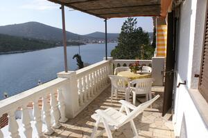 Two bedroom apartment Vinišće Two bedroom apartment Vinišće, Trogir (A-1168-b)
