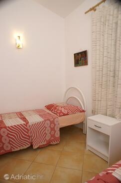 Апартаменти біля моря Вінішче - Vinišće, Трогір - Trogir - 1168