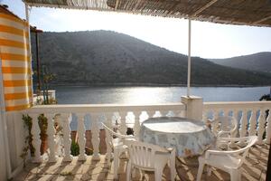 Two bedroom apartment Vinišće Two bedroom apartment Vinišće, Trogir (A-1168-e)
