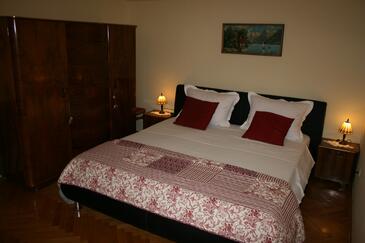 Apartamentos con parking Ostrvica (Omis) - 11682