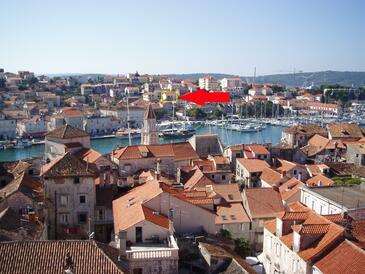 Studio-Apartment mit Terrasse Trogir, Zentral-Dalmatien