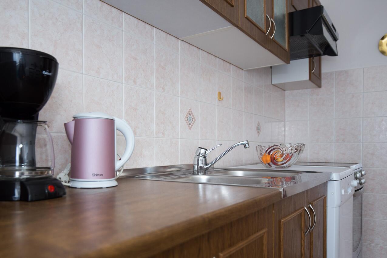 A-11702-a - Private accommodation - Apartments with a parking space Novi Vinodolski