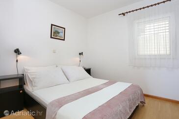 Apartments by the sea Rastići, Čiovo - 11723