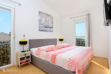 Apartmani uz more Rastići, Čiovo - 11740