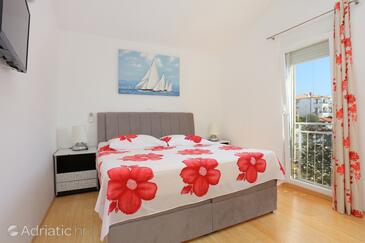 Apartmani uz more Rastići, Čiovo - 11740