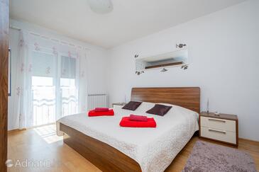 Dom s parkoviskom Zadar - 11744