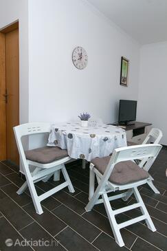 Apartments with parking space Podaca, Makarska - 11748