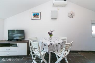 Apartments with parking space Podaca, Makarska - 11748