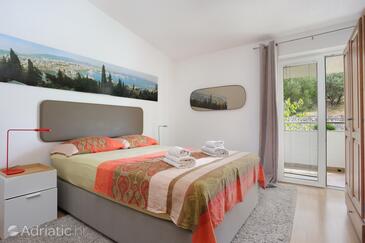 Apartments with parking space Sumpetar, Omiš - 11798