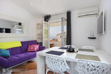 Apartments with parking space Sumpetar (Omiš) - 11798