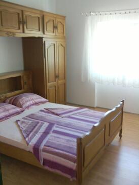 Appartamenti con parcheggio Slatine, Bua - Čiovo - 11799