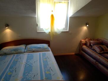 Apartments with parking space Slatine, Čiovo - 11799