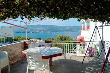 Appartamenti con parcheggio Slatine, Bua - Čiovo - 11799