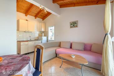 Apartmani uz more Basina, Hvar - 11817