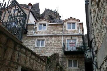 Apartments Omiš, Central Dalmatia