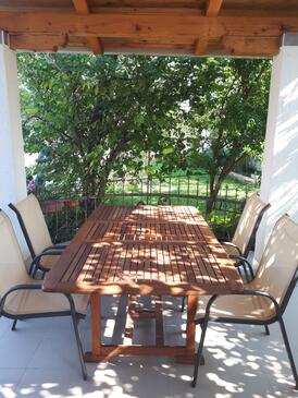 Apartments with parking space Starigrad, Paklenica - 11848