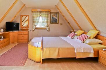 Family friendly house with a swimming pool Gornja Voća, Zagorje - 11873