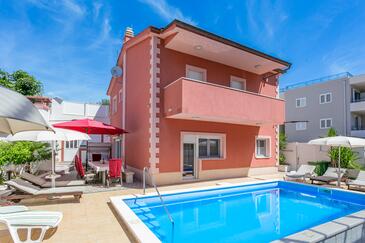 Haus Am Meer Mi Pool Businci, Ciovo - 11882 - Okrug Gornji