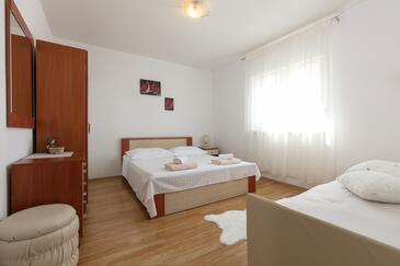 Ferienhaus mit Pool Marusici, Omis - 11898