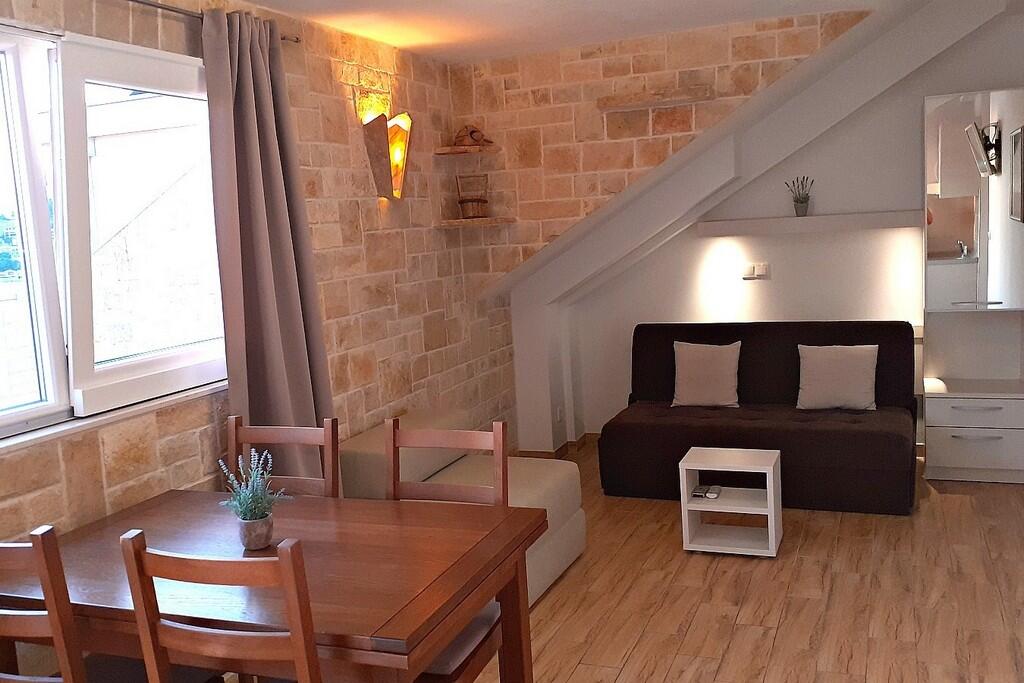 Apartamentos com terraço Baška Voda, Dalmácia Central