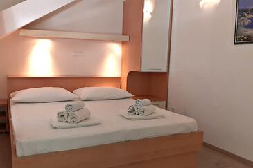 Apartamentos com terraço Baška Voda, Dalmácia Central