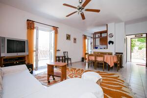 Two bedroom apartment Bobovišća na Moru Two bedroom apartment Bobovišća na Moru, Brač (A-11901-a)