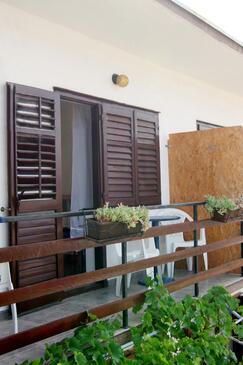 Appartementen met parkeerplaats Pag - 12035