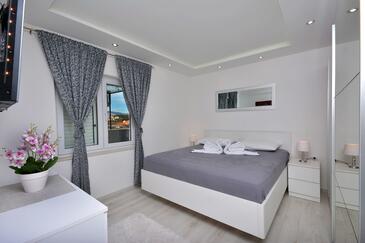 Apartmaji za počitnice Podstrana, Split - 12045